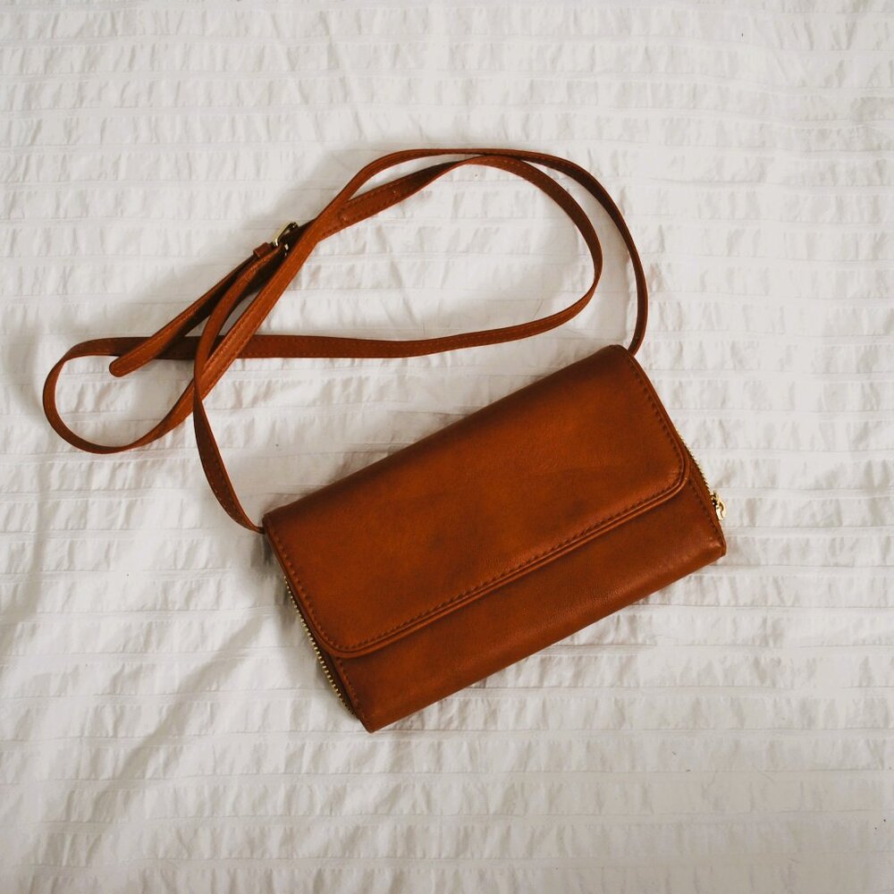 Brown Wallet Purse with removeable strap